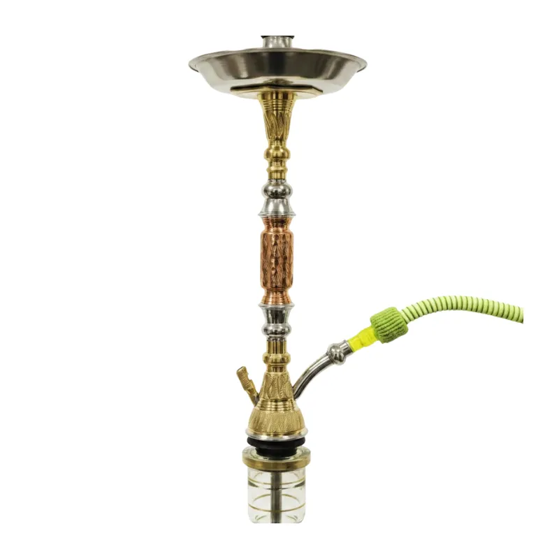Cachimba El Nefes Trimetal Bastoma egipcia artesanal de 79 cm con base de dibujos llamativos y forma diferente, base egipcia de cristal, plato para ceniza y gomas egipcias en The Good Shisha