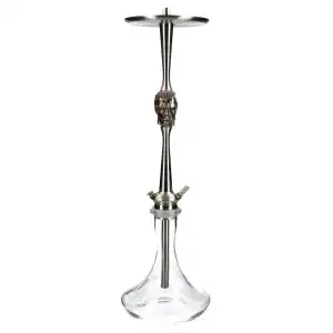 Cachimba Maklaud Bebacker rusa exclusiva fabricada en acero inoxidable y latón con pieza central que encarna a Terminator con dos caras la humana y la robot, cámara tradicional, difusor fijo silenciador y base transparente conectada a presión con goma anti-fugas en The Good Shisha