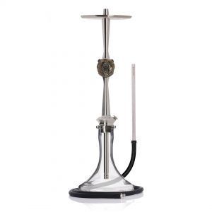 Cachimba Maklaud X Russian Spirit colaboración rusa de 70 cm fabricada con los mejores materiales acero inoxidable de gran calidad y latón, con pieza central del mástil realizada a mano y replicada en latón en The Good Shisha
