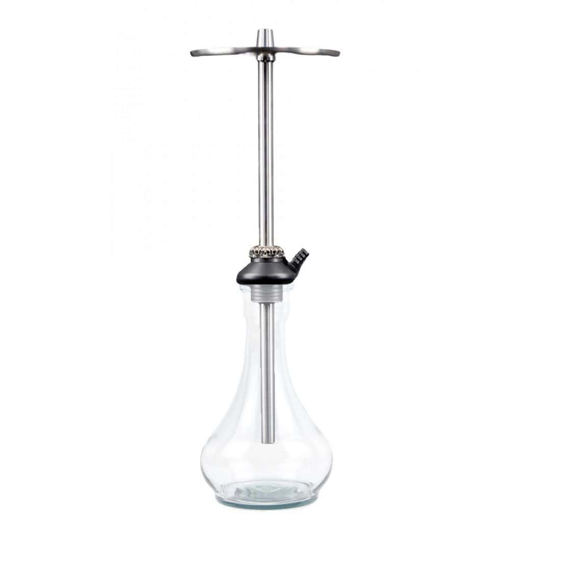 Cachimba Maklaud Igla of Anubis rusa elegancia y minimalismo con calaveras talladas a mano sobre la cámara por donde sale el humo, fabricada con materiales de primera calidad y anilla de calaveras extraíble del mástil en The Good Shisha