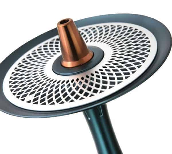 Cachimba CWP Razor 2 Ocean Copper rusa de 62 cm en acero inoxidable y aluminio anodizado con corona de cobre grabada, conector imantado, boquilla de acero inox y rejilla protectora del plato en The Good Shisha