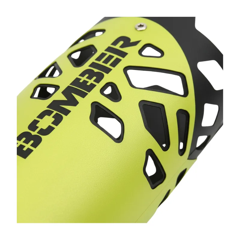 Cubrevientos El Bomber Off Road 4x4 de acero inoxidable a juego con la cachimba Off Road 4x4