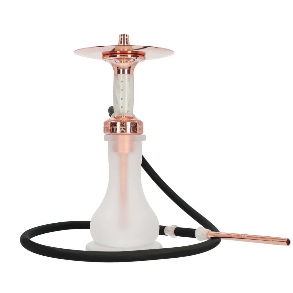Cachimba DMNT Alkimia Premium Gold Rose Edition española en acero inoxidable de alta calidad con baño de oro rosa, grabados exclusivos, sistema de purga horizontal y maletín de transporte en The Good Shisha