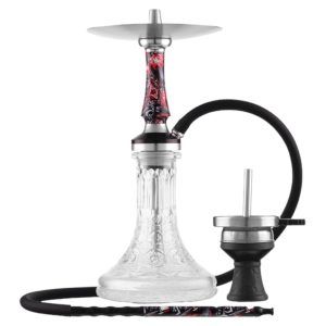 Cachimba MS Ziryab Mashisha obra maestra de diseño y rendimiento con estética similar a la famosa Voodoo Smoke Mini, fabricada con los mejores materiales acero y aluminio de primera calidad, sistema de gestión del calor que produce nubes densas y sabrosas, purga vertical funcional y visual, manguera y boquilla de alta calidad, base tallada mini decorativa en The Good Shisha