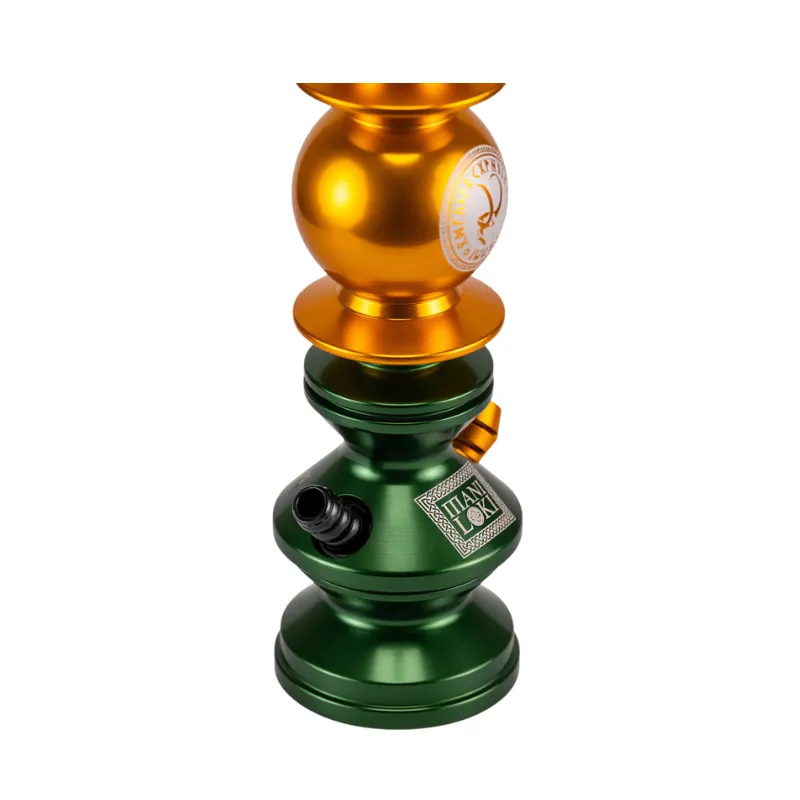 Cachimba Mani Sultan Loki inspirada en el dios nórdico del engaño con aluminio, acero inoxidable, base de vidrio reforzado y acabados premium
